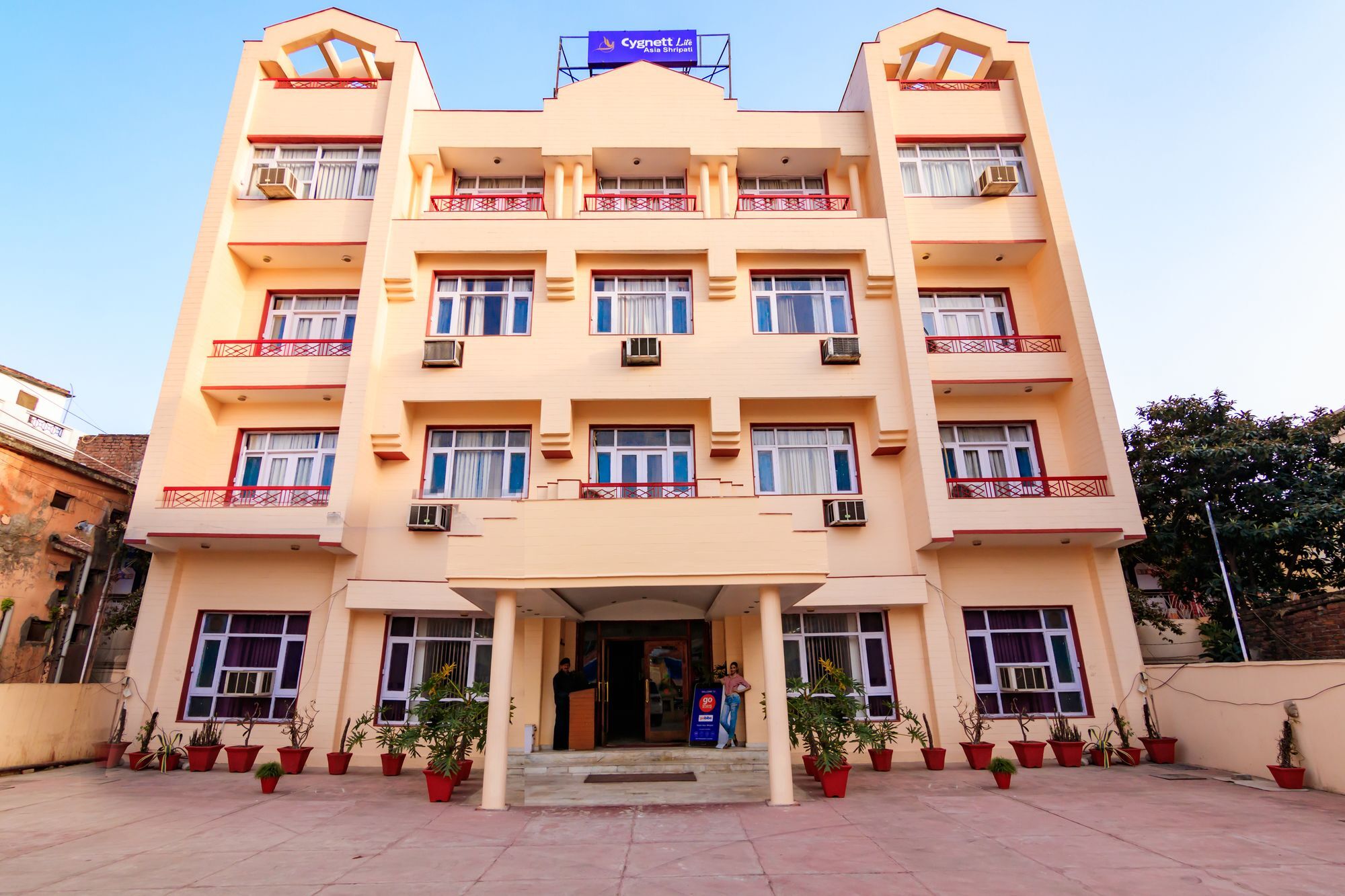 Cygnett Lite Asia Shripati Hotel Katra  Exterior photo